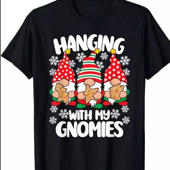Hanging With My Gnomies Christmas Gnomes 2024 Funny Xmas Family T-Shirt - Picture 1 of 3